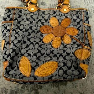 COACH DENIM BLEEKER DENIM FLORAL TOTE!!!